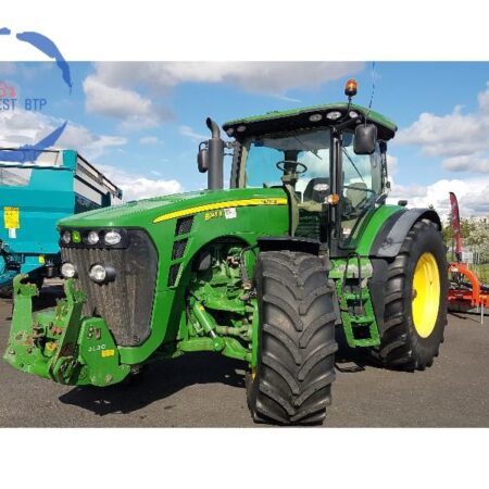 JOHN-DEERE 8245 R